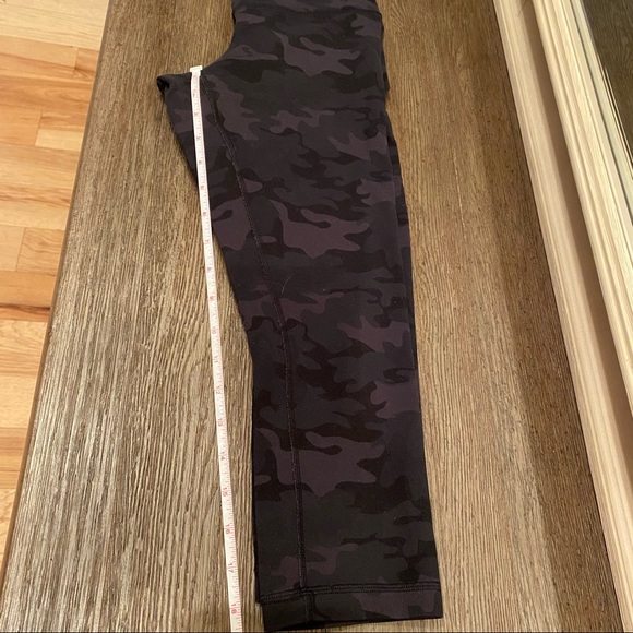 RARE Lululemon Wunder Under Crop Camo Leggings Roll Down Size 4 - Picture 8 of 11